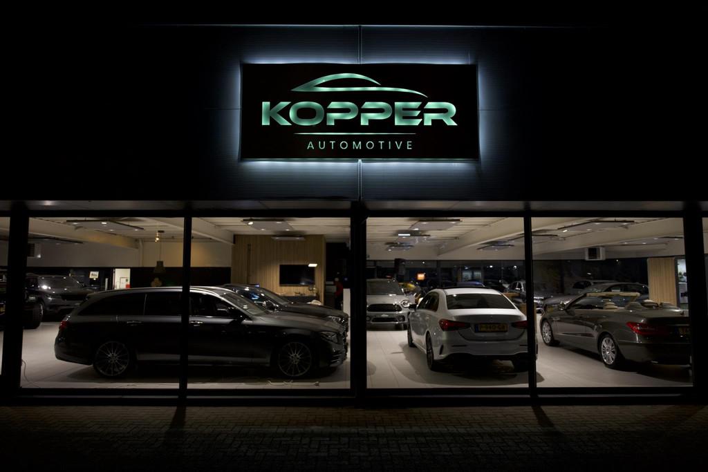 Toyota C-HR 1.8 Hybrid Dynamic /, Stof, Gebruikt, 4 cilinders, 122 pk