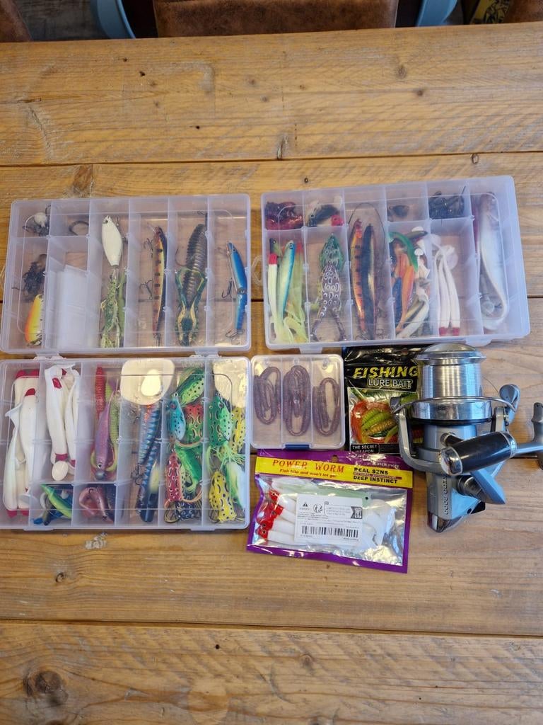 Roofvis aasjes en molen, Watersport en Boten, Hengelsport | Roofvissen, Ophalen of Verzenden, Zo goed als nieuw, Molen