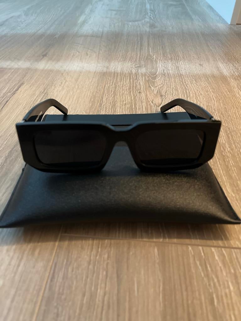 Bankzitters Brilletje - Zwart, Sieraden, Tassen en Uiterlijk, Overige merken, Zonnebril, Verzenden, Zwart