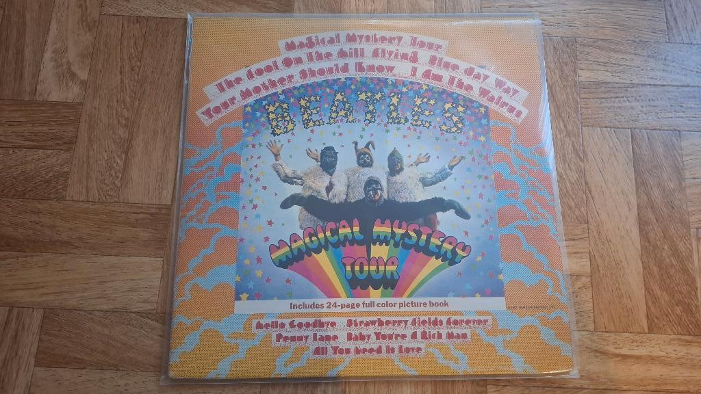 LP - The Beatles – Magical Mystery Tour (Yellow + boekwerk), Ophalen of Verzenden, Gebruikt, 12 inch, Poprock