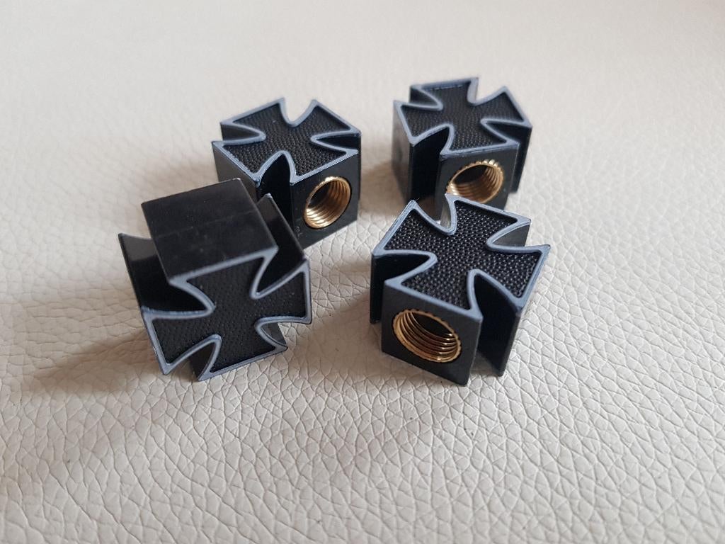 Iron Cross hotrod ventieldopjes accessoire kever Mooneyes, Ophalen of Verzenden, Nieuw