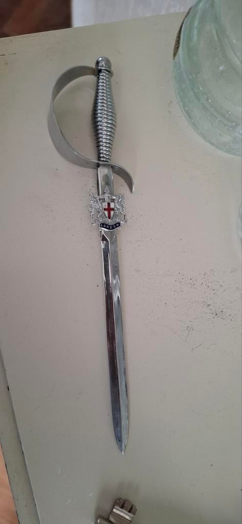 Decoratief zwaardje London souvenir briefopener, Ophalen of Verzenden, Gebruikt