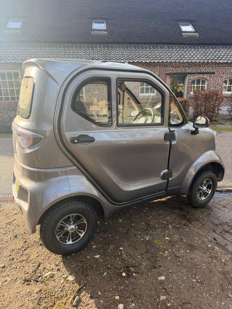 Splinternieuwe luxe overdekte scootmobiel met garantie, Ophalen of Verzenden, Zo goed als nieuw, 46 km of meer, 16 km/u of meer