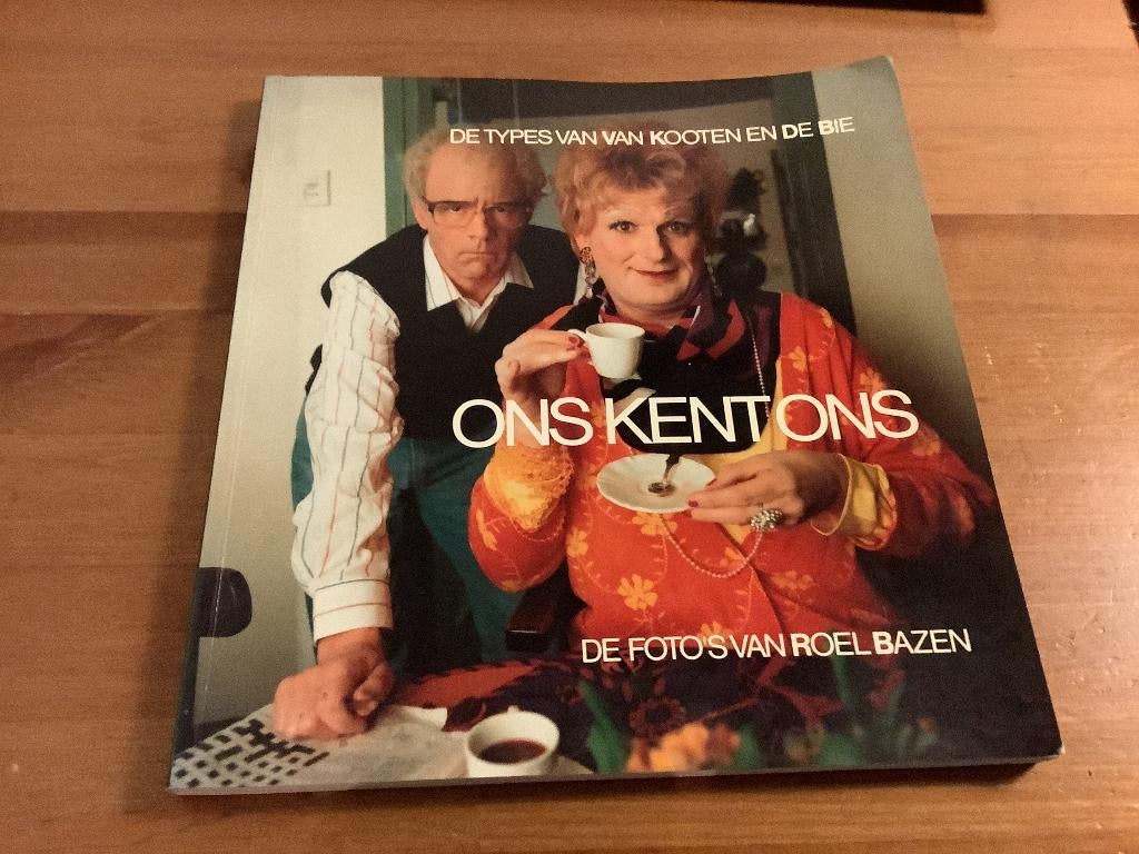 Ons kent Ons. De Types van Kooten en de Bie. Fotoboek, Ophalen of Verzenden, Gelezen, Roel Baze, Overige typen