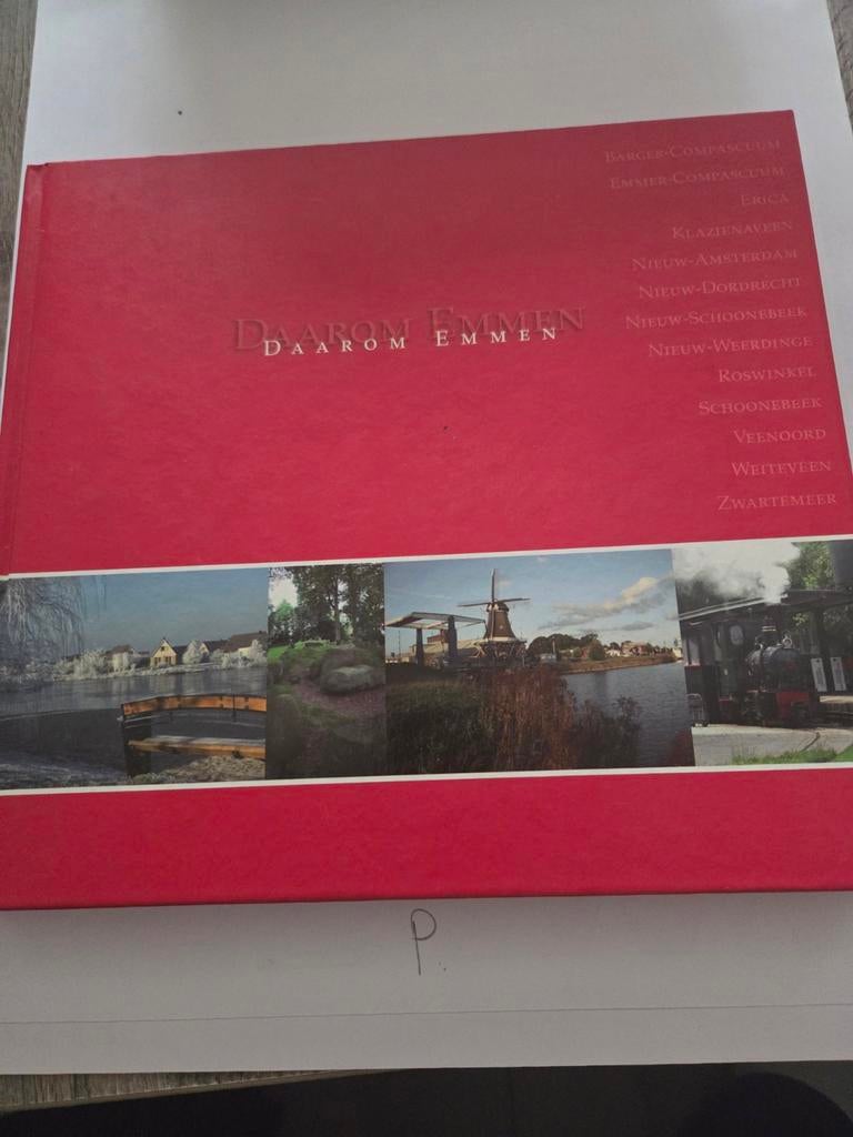 Daarom Emmen - Een kijkje in de gemeente, Boeken, Geschiedenis | Stad en Regio, Ophalen of Verzenden, 20e eeuw of later, Zo goed als nieuw