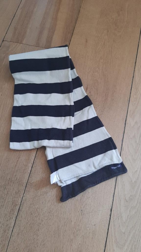 Sjaal van steppin' out, Ophalen of Verzenden, Zo goed als nieuw, Overige maten, Sjaal