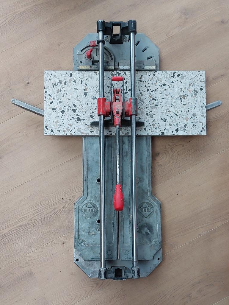 Rubi TX 700  tegelsnijder, Ophalen, 60 cm of meer, Gebruikt, 5 tot 10 m²