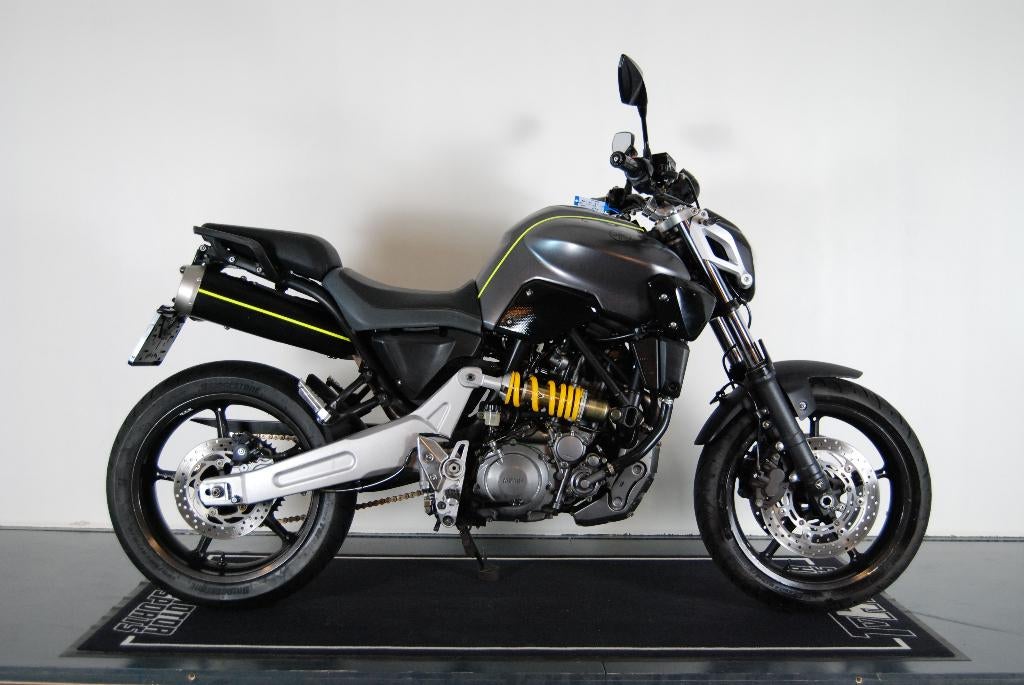 Yamaha MT 03 2006