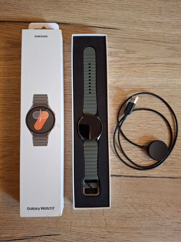 Samsung Galaxy Watch 7 - 40mm - Zo goed als nieuw, Ophalen of Verzenden, Zo goed als nieuw, Samsung, Android