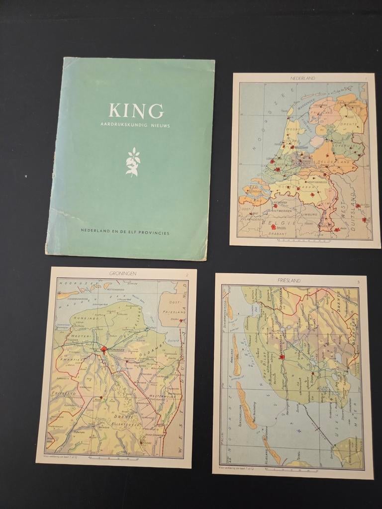KING aardrijkskundig  nieuws mapje compleet, Gebruikt, Ophalen of Verzenden, 1940 tot 1960, Prent