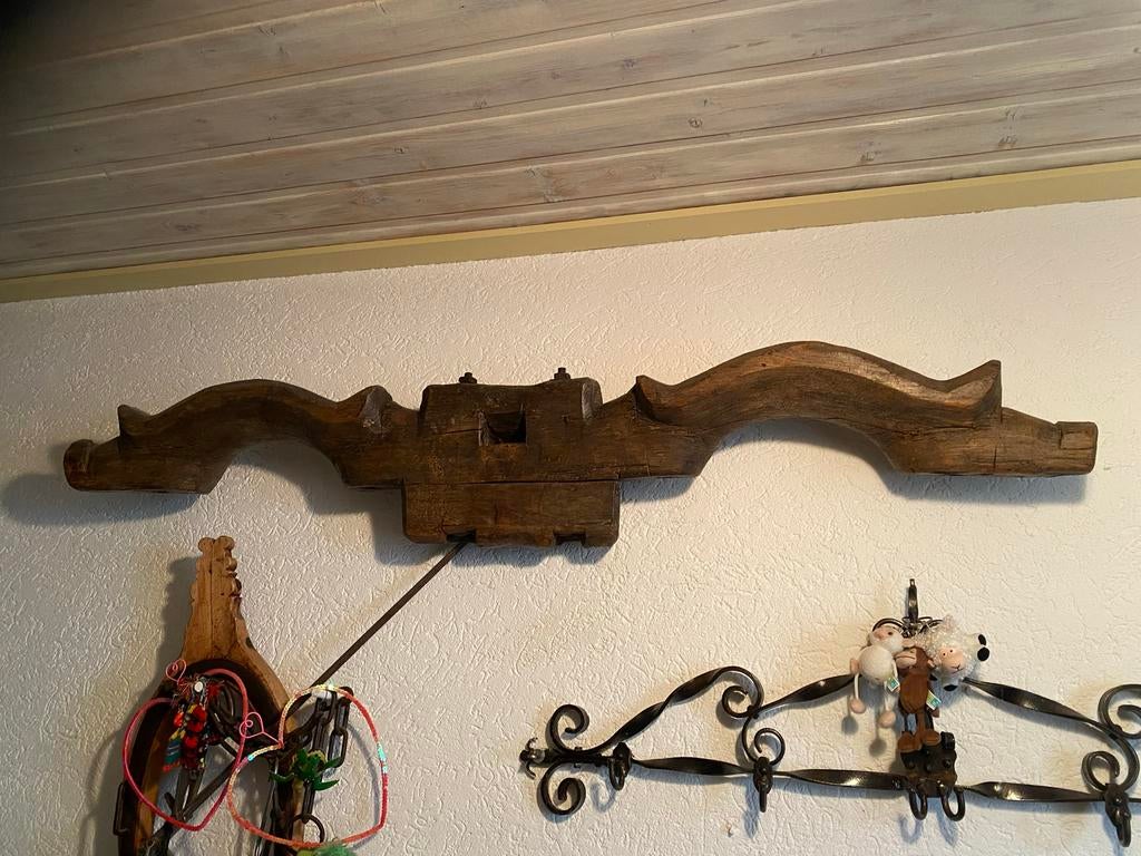 Antiek Ossenjuk - Decoratief Houten Wandstuk, Ophalen