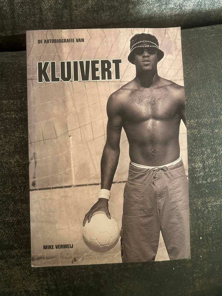 KLUIVERT de autobiografie 2006, Ophalen of Verzenden, Zo goed als nieuw, Sport