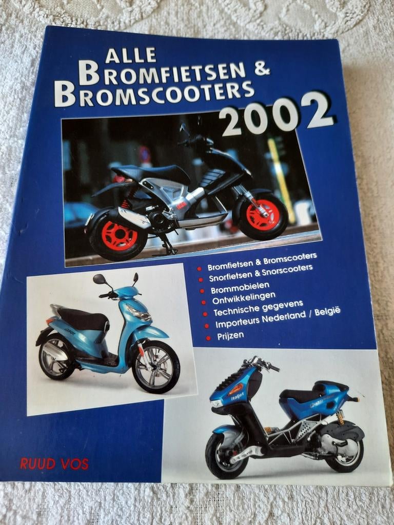 Alle Bromfietsen & Bromscooters 2002 - Ruud Vos, Ophalen of Verzenden, Gelezen, Ruud Vos, Algemeen