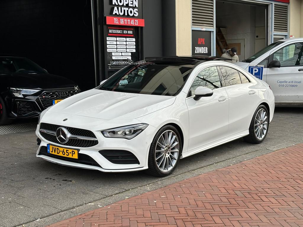 Mercedes-Benz CLA-klasse 200 AMG Aut Leer Navi Camera Pano, CLA, Gebruikt, 4 cilinders, 715 kg
