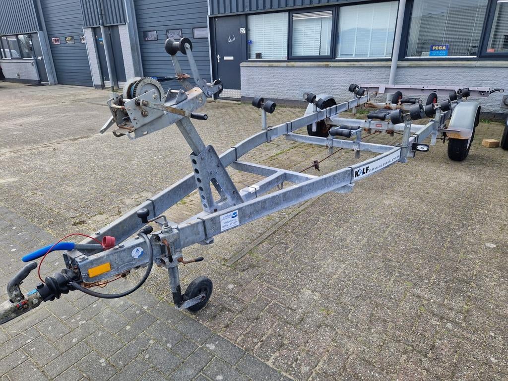 Kalf trailer met een 1800KG as opknapper !!!, Watersport en Boten, Boottrailers, Minder dan 1500 kg, Gebruikt, Minder dan 6 meter