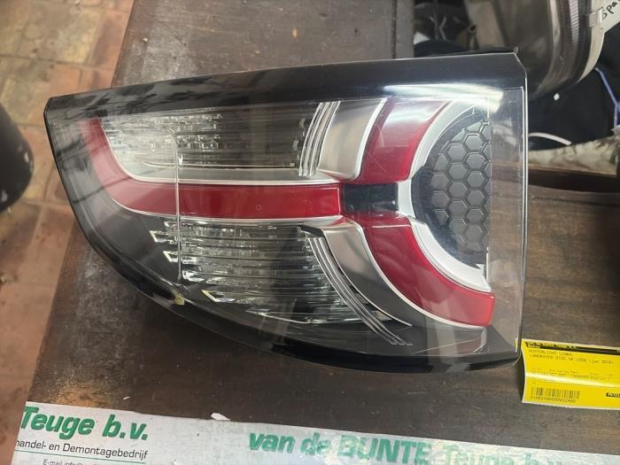 Achterlicht links van een Landrover Discovery Sport L550, -, -, -, 3 maanden garantie