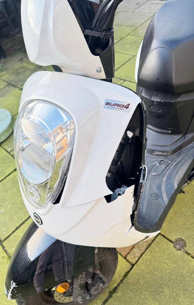 Stilstaand/Schade Sym Mio, Fietsen en Brommers, Gebruikt, Maximaal 45 km/u, Benzine, Ophalen