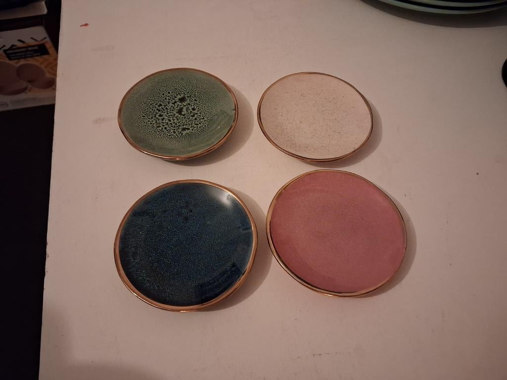 4 Theezak-schoteltjes (9 cm) Xenos, Nieuw, Ophalen of Verzenden, Bord(en), Overige stijlen