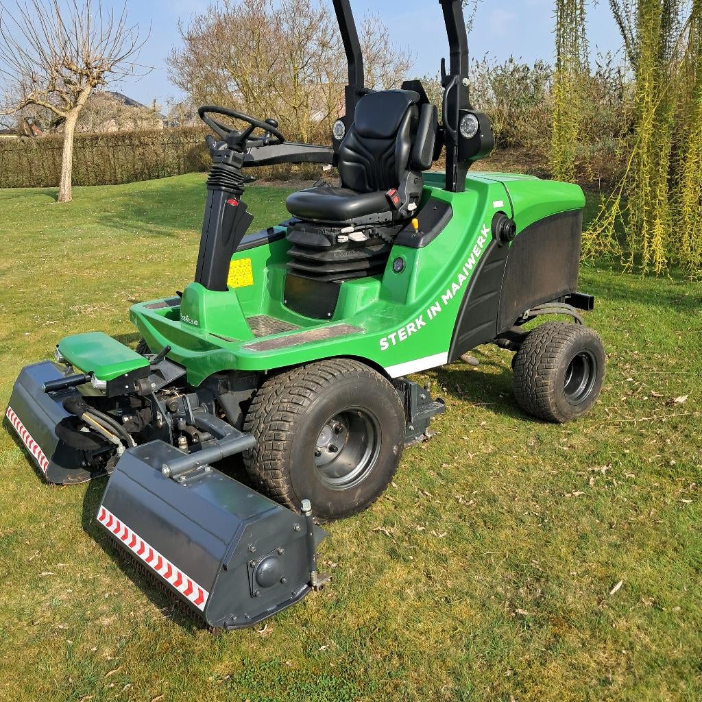 Roberine F 3 klepelmaaier  met 192 draaiuren als nieuw, Tuin en Terras, Zitmaaiers, Ophalen, Zo goed als nieuw, Roberine, 120 cm of meer