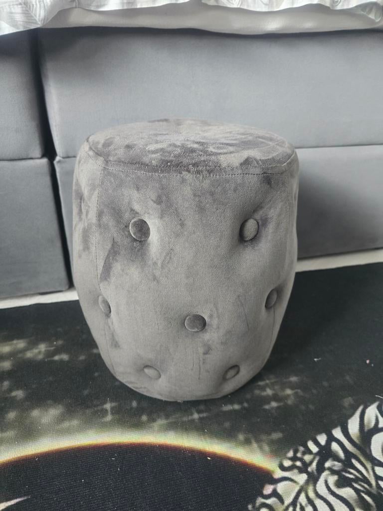 Grijze poef, Ophalen, Rond, Minder dan 50 cm, Minder dan 50 cm