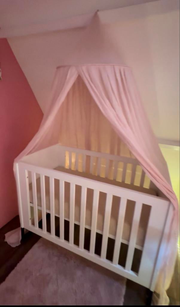 Nottingham ledikant, commode en hemel hoogglans wit, Ophalen, Zo goed als nieuw, 140 tot 160 cm, 70 tot 85 cm