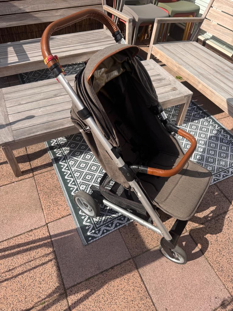 Mutsy neo buggy, Ophalen, Zo goed als nieuw, Overige merken, Verstelbare rugleuning