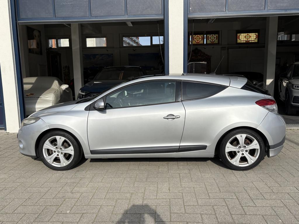Renault Mégane Coupe 1.6 Sélection Business Sport PANO/CLI, Auto's, Voorwielaandrijving, Gebruikt, 4 cilinders, Bedrijf
