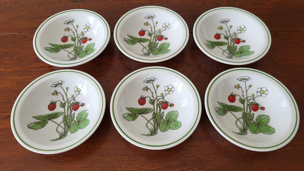Set van 6 vintage IKEA schaaltjes Marguerite Walfridson, Ophalen, Overige stijlen, Porselein, Schaal of Schalen