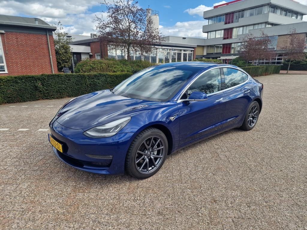 Tesla Model 3 2019 Blauw 75 Kwh Long Range SOH 86%, Auto's, Tesla, 1831 kg, Blauw, Origineel Nederlands, Elektrisch