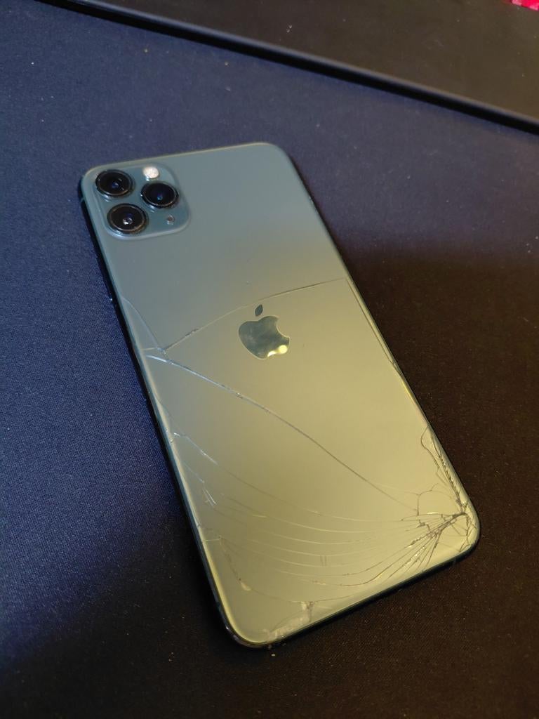 iPhone 11 Pro Max - Achterkant kapot, Ophalen, Niet werkend