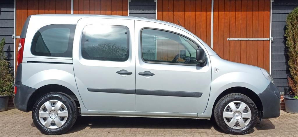 Renault Kangoo Family 1.6 Authentique, Airco, 5 persoons Com, Auto's, Voorwielaandrijving, Gebruikt, Bedrijf, Handgeschakeld