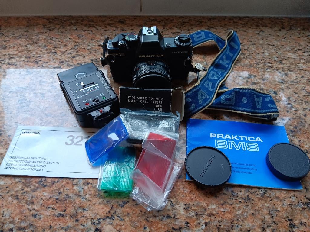 Praktica BMS elektronic camera + Praktica flitser 321A, Ophalen, Gebruikt, Compact, Overige Merken