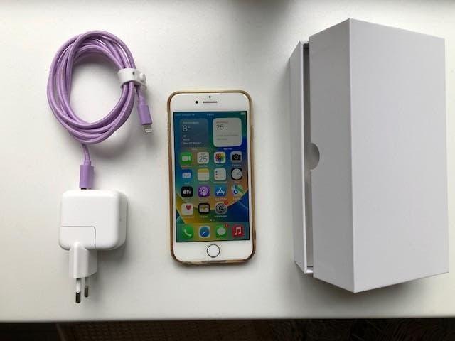 Iphone 8 , 64 GB geheugen , met screenprotector , hoesje en, Gebruikt, 75 %, Wit, Ophalen of Verzenden