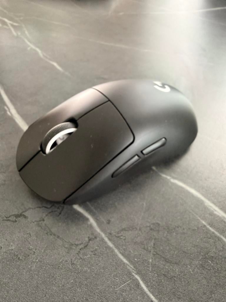 Logitech G PRO X SUPERLIGHT Wireless Gaming Mouse — Black, Computers en Software, Muizen, Zo goed als nieuw, Ophalen of Verzenden