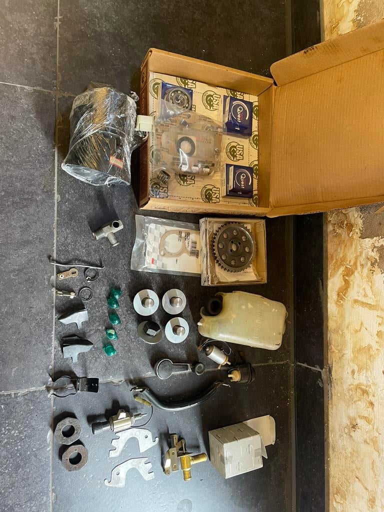 Divserse datsun 240z / 260z/ 280z spullen te koop, Auto-onderdelen, Ophalen of Verzenden, Nieuw