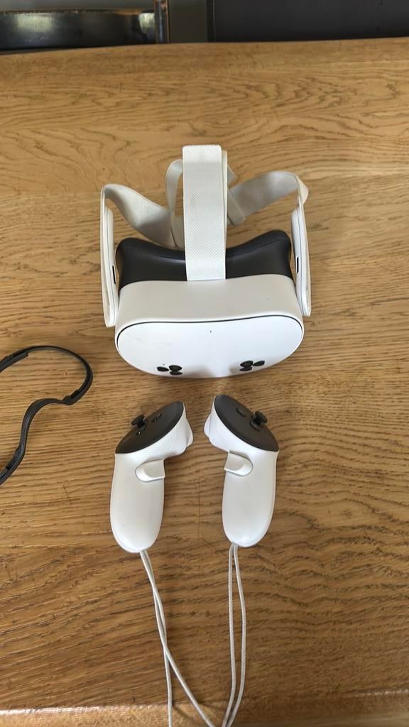 Vr bril meta quest 3s, Spelcomputers en Games, Virtual Reality, Ophalen, Zo goed als nieuw, VR-bril, Overige platformen