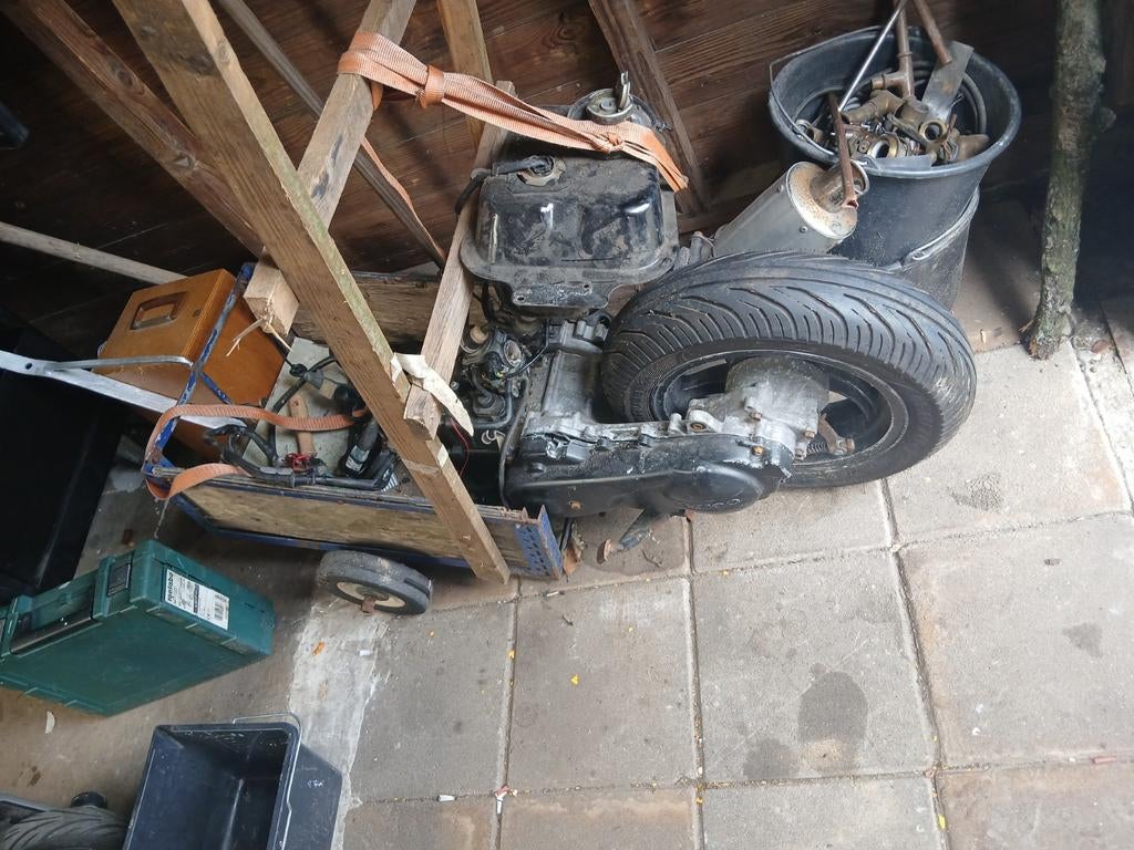 Motorblok piaggo, Ophalen