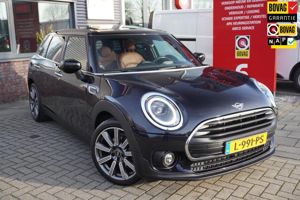 Mini Clubman 1.5 Cooper Richmond Park Edition / Pano / Leder, 136 pk, Gebruikt, 715 kg, Blauw