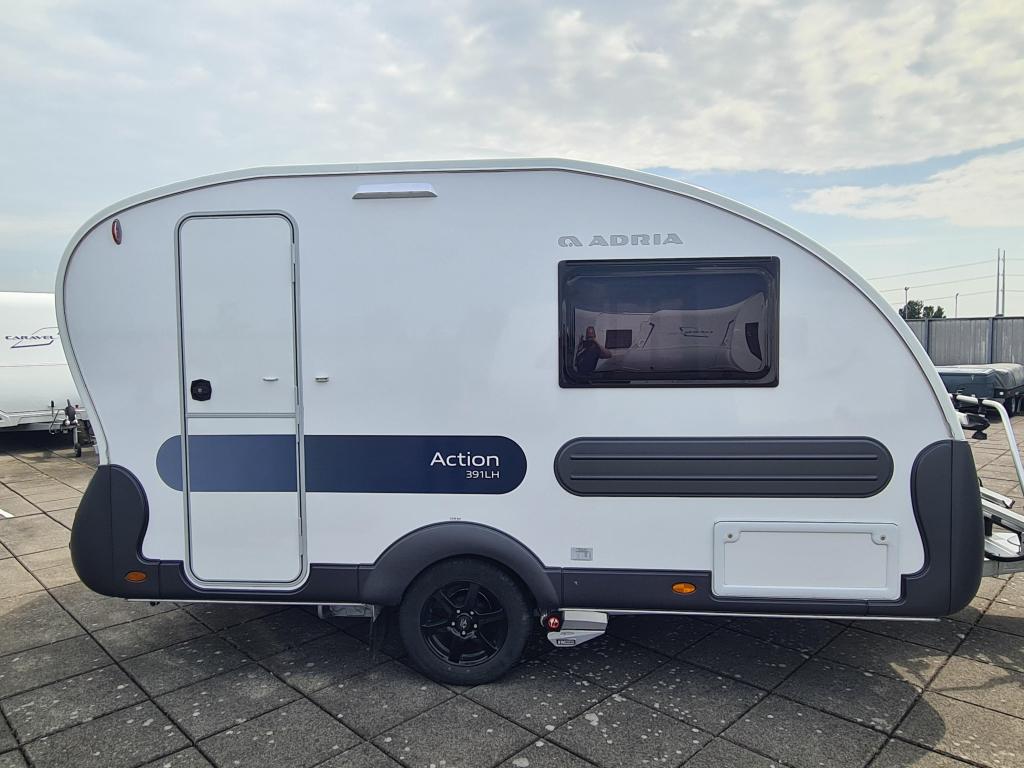 Adria Action 391 LH MOVER + AIRCO+VEEL EXTRAS, Bedrijf, Tot en met 3, Adria, 4 tot 5 meter