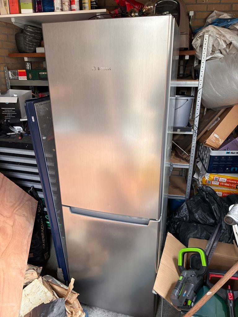 Moet weg! Voor 11 april  Bosch koel vries combinatie, Witgoed en Apparatuur, Koelkasten en IJskasten, Gebruikt, Met aparte vriezer