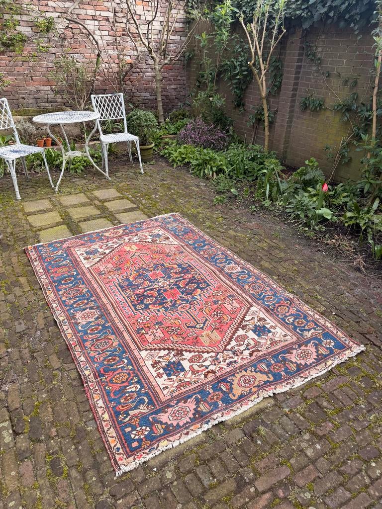 Vintage handgeknoopt Perzisch tapijt 140 bij 205, Gebruikt, 100 tot 150 cm, 200 cm of meer, Ophalen of Verzenden