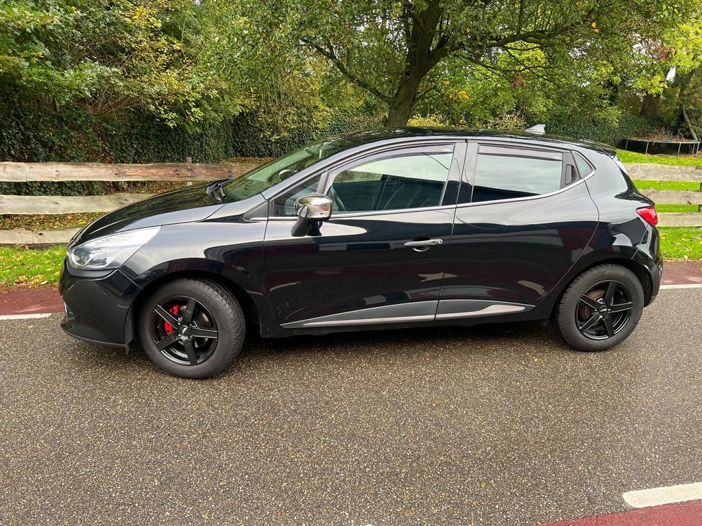 Renault Clio 0.9 TCe Iconic Clima Pdc, Auto's, Voorwielaandrijving, 898 cc, Stof, Gebruikt