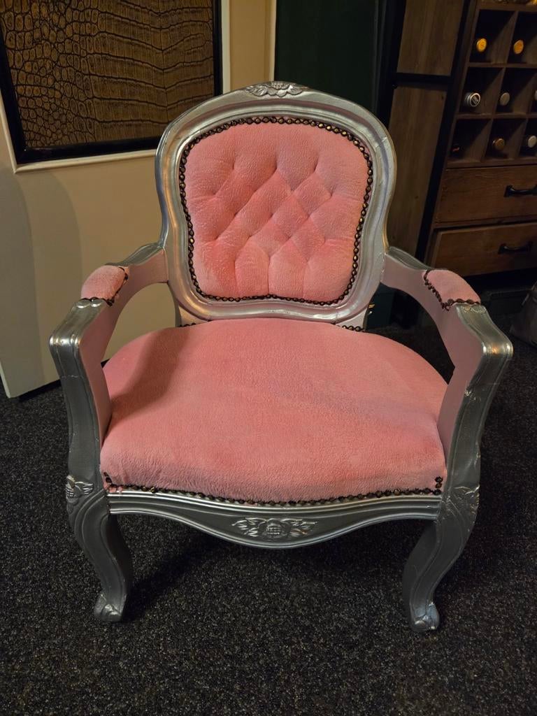 Barok kinderfauteuil/stoel, Ophalen