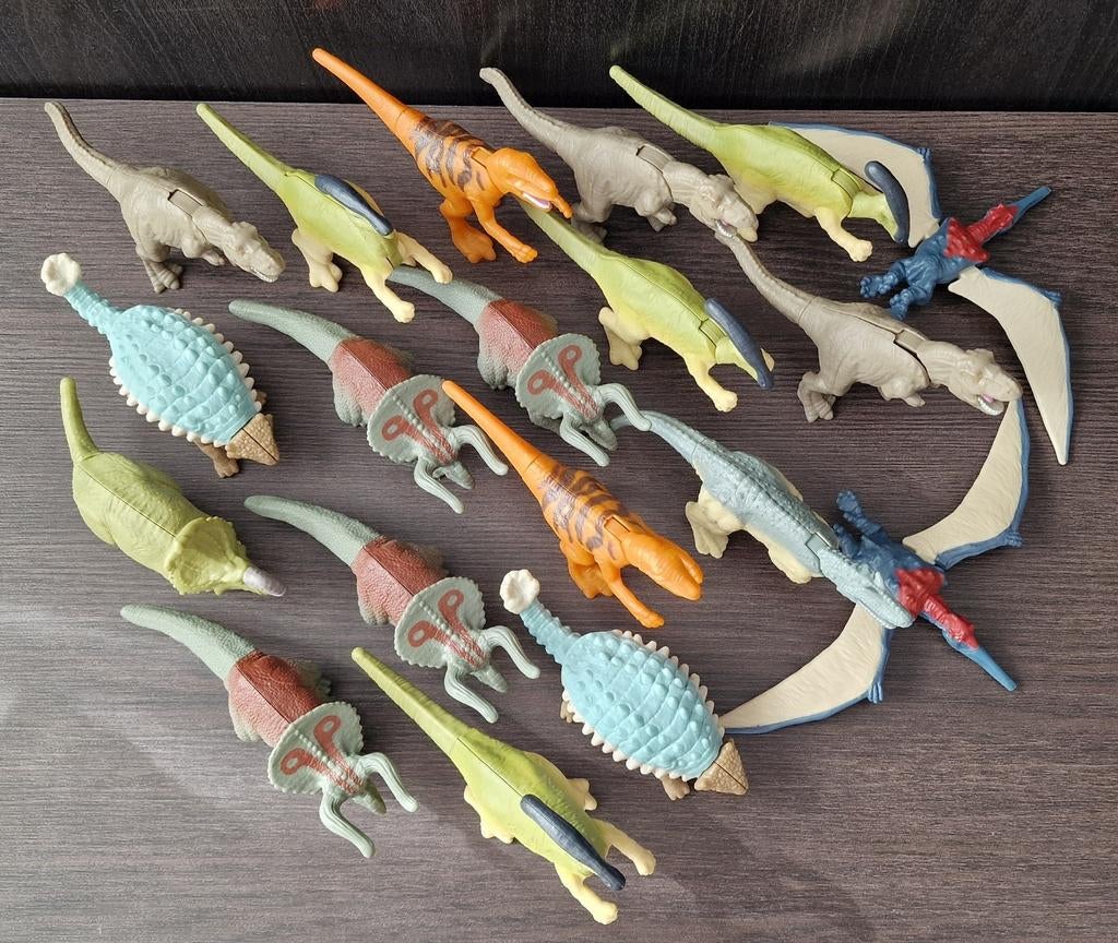 Jurassic world happy meal dinosaurussen, Verzenden, Gebruikt