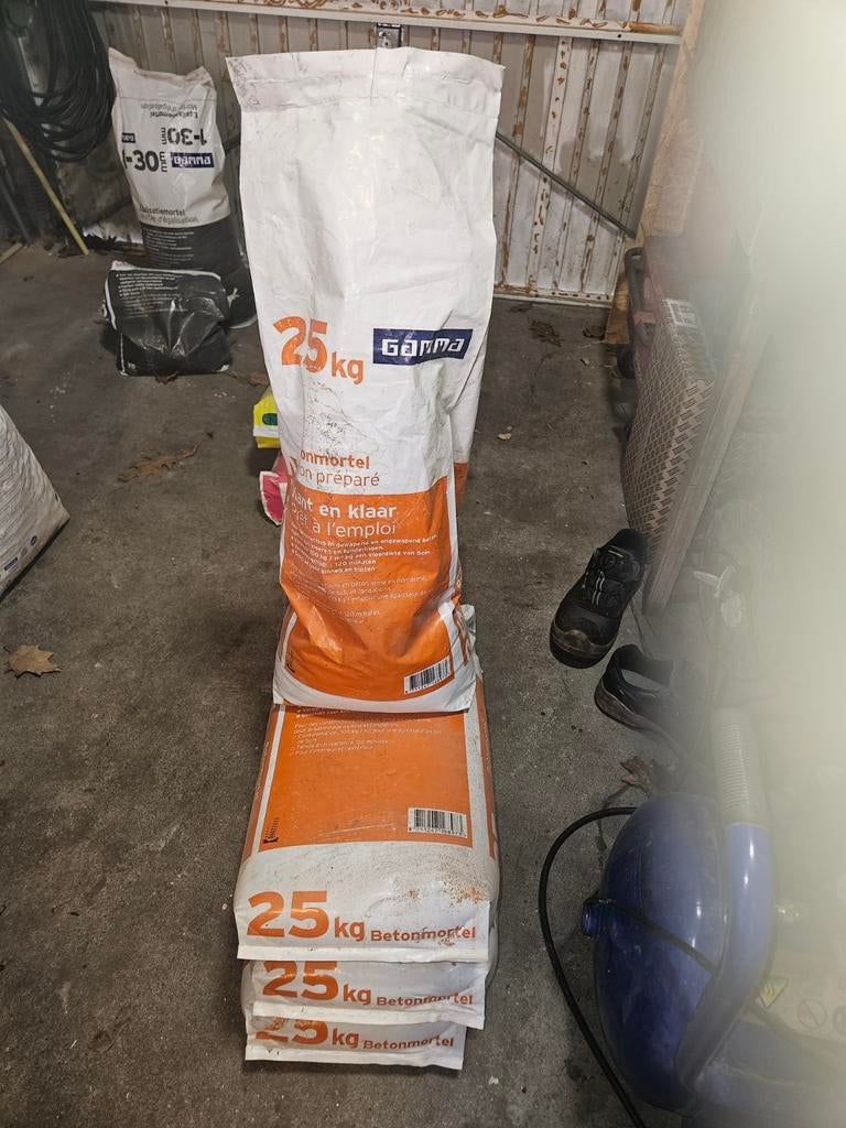 Zand cement, egaliseermortel en betonmix, Ophalen, Nieuw