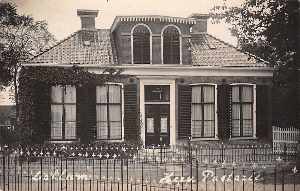 Lollum Kerk Pastorie bij Franeker en Bolsward Fotokaart Fr., Ophalen of Verzenden, Voor 1920, Gelopen, Friesland