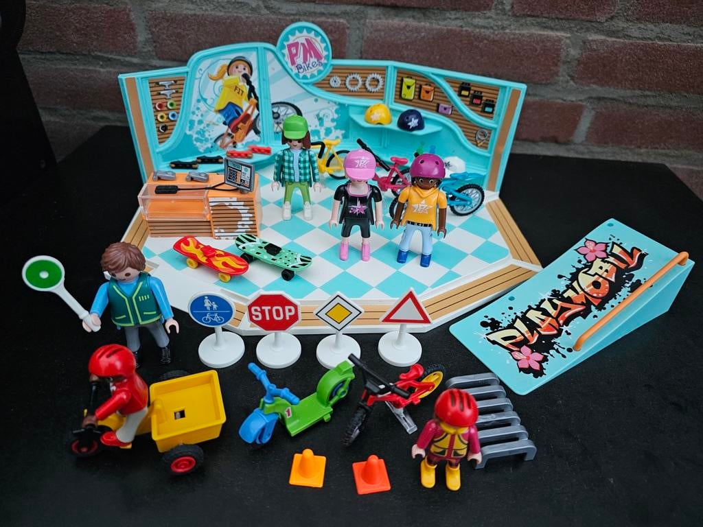 Playmobil 9402 fietswinkel en skatewinkel en 5571 verkeer, Ophalen of Verzenden, Zo goed als nieuw