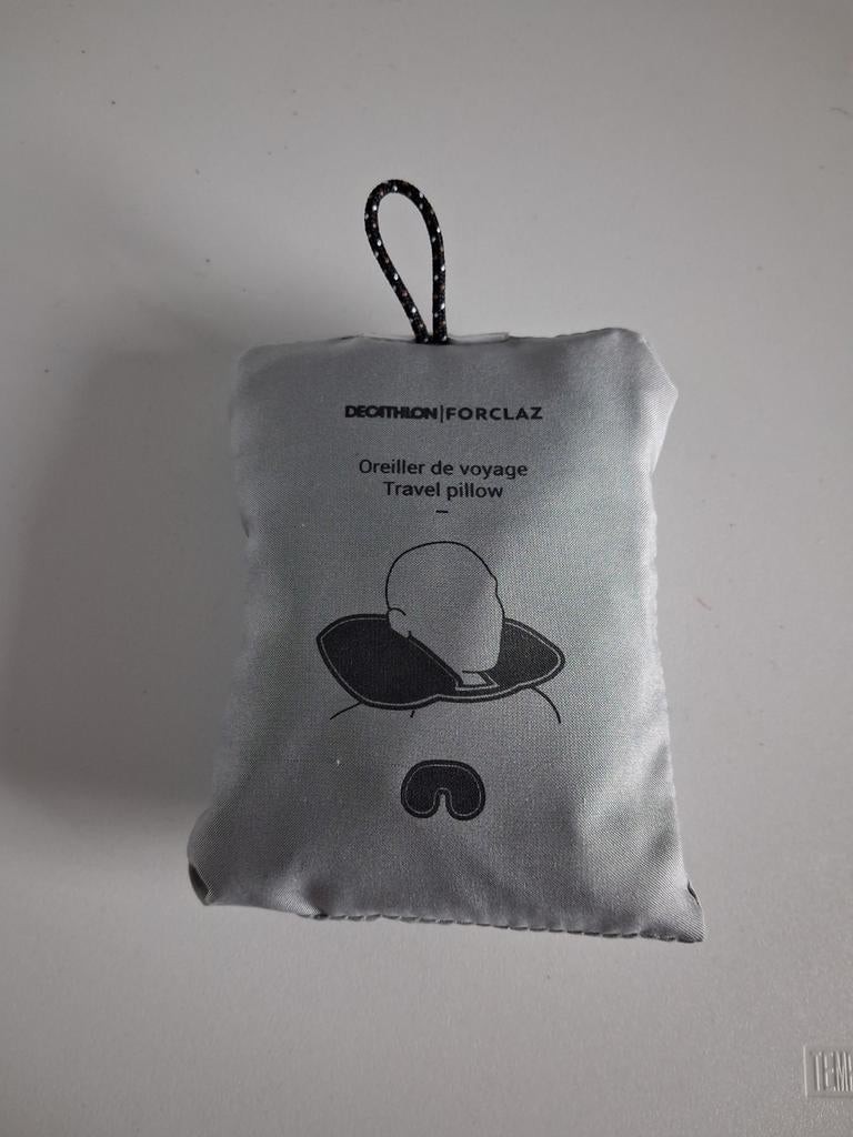 Nieuw nekkussen, zeer compact op te bergen., Ophalen of Verzenden, Nieuw, Overige materialen