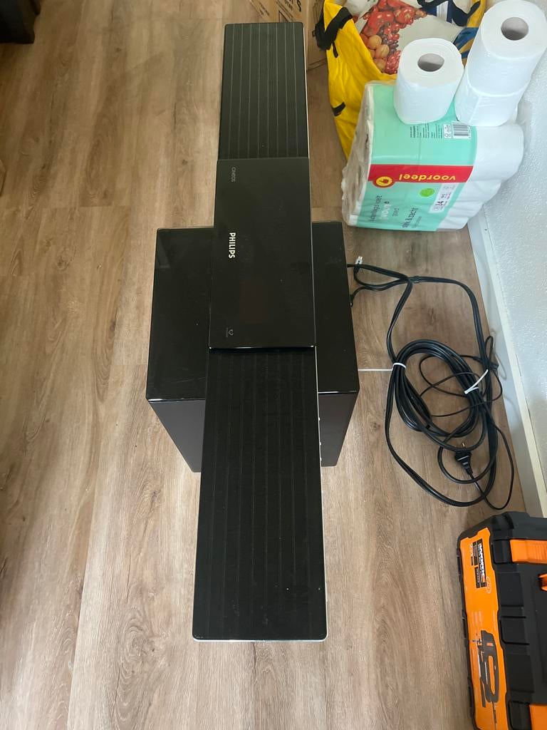 Philips Surround Set SW8100 met Radio en CD-speler, Philips, Ophalen of Verzenden, Overige spelers, Gebruikt