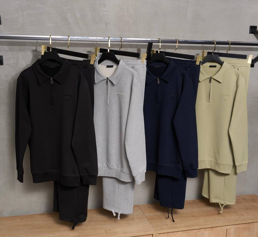 Prada trainingspakken quarter zip, Ophalen of Verzenden, Nieuw, Overige maten, Zwart